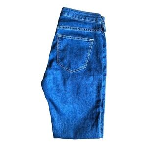 women’s jeans Mudd Size 28 gently Used